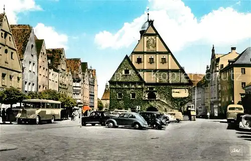 AK / Ansichtskarte Weiden_Oberpfalz Stadtplatz mit Rathaus Weiden Oberpfalz