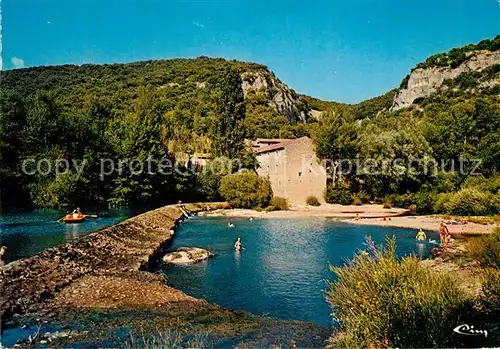 Goudargues La digue sur la Ceze a Roquepertuis Goudargues