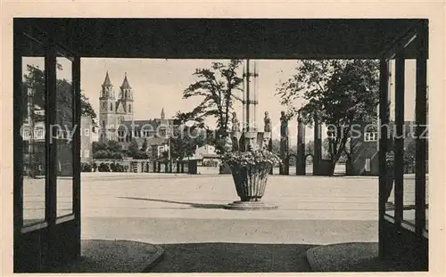 AK / Ansichtskarte Magdeburg Durchblick zum Ehrenhof Magdeburg