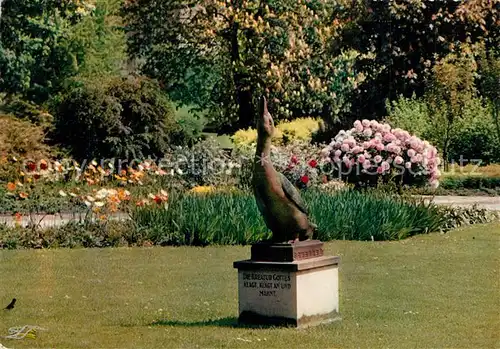 AK / Ansichtskarte Freiburg_Breisgau Stadtpark Statue Schreiende Gans Freiburg Breisgau