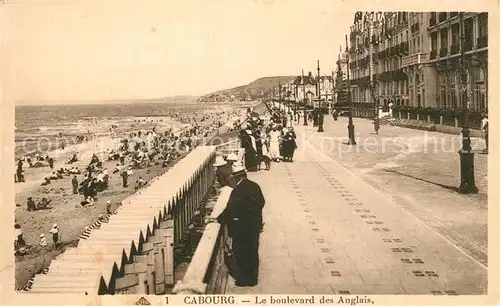 AK / Ansichtskarte Cabourg Boulevard des Anglais et la plage Cabourg