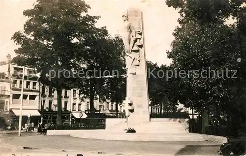 AK / Ansichtskarte Amiens Monument au Geneal Leclerc par Joel et Jean Martel Amiens