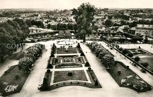 AK / Ansichtskarte Limoges_Haute_Vienne Vue aerienne Les Jardins de l Eveche Limoges_Haute_Vienne