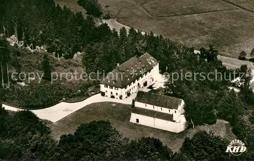 Erdweg Fliegeraufnahme Kirche Haus Petersberg Erdweg