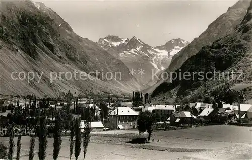 AK / Ansichtskarte La_Chapelle en Valgaudemar Le village Les Bains et le Col du Sellar La