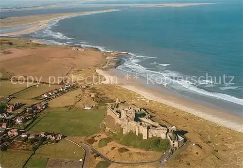 AK / Ansichtskarte Bamburgh Castle Budle Bay and Holy Island 