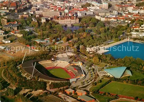 AK / Ansichtskarte Stadion Hannover Niedersachsenstadion Fliegeraufnahme Casino am Maschsee 