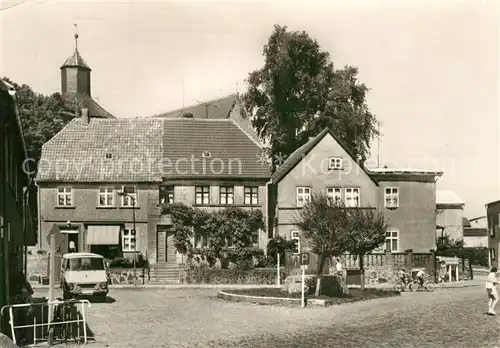 AK / Ansichtskarte Wesenberg_Mecklenburg Markt Kirchturm Wesenberg_Mecklenburg