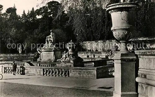 AK / Ansichtskarte Nimes Les Jardins de la Fontaine le Nymph Nimes