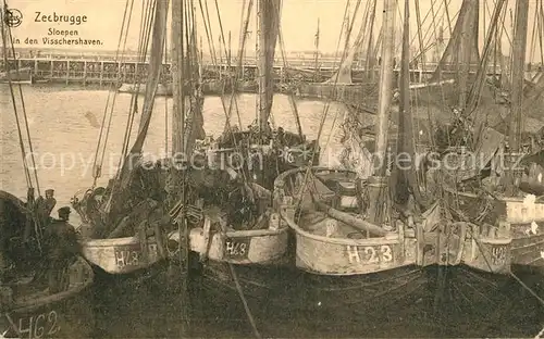 AK / Ansichtskarte Zeebrugge Sloepen in den Vischershaven Zeebrugge