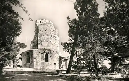 AK / Ansichtskarte Nimes La Tour Magne Nimes