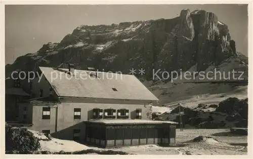 AK / Ansichtskarte Gruppo_di_Sella Rifugio Passo di Sella Gruppo_di_Sella