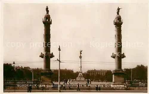 Bordeaux Les Colonnes Rostrales et la Place des Quinconces Bordeaux