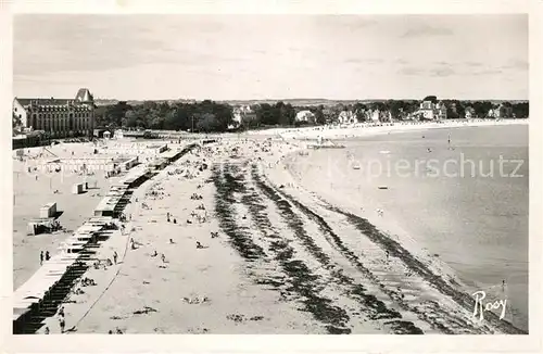 AK / Ansichtskarte Le_Pouliguen La Plage au fond Plage Benoit Le_Pouliguen