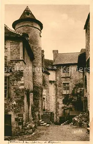 AK / Ansichtskarte Carennac Cour interieure du Doyenne Carennac