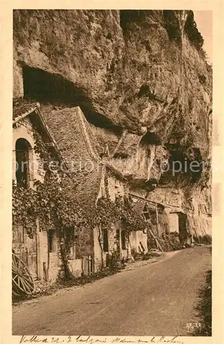 AK / Ansichtskarte La_Toulzanie Maisons sous les Rochers 