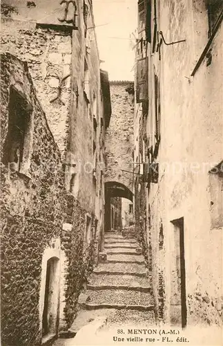 AK / Ansichtskarte Menton_Alpes_Maritimes Une vieielle rue Menton_Alpes_Maritimes