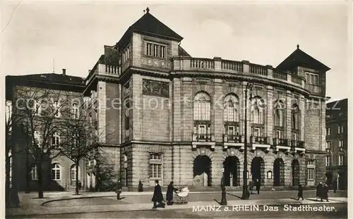 Mainz_Rhein Stadttheater Mainz Rhein