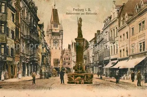 AK / Ansichtskarte Freiburg_Breisgau Kaiserstrasse und Martinstor Brunnen Freiburg Breisgau