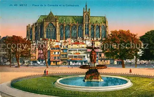 Metz_Moselle Place de la Comedie et la Cathedrale Metz_Moselle