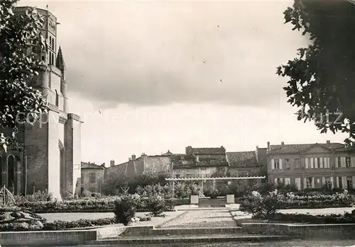 AK / Ansichtskarte Lavaur_Tarn Square General Cressolles Mairie et Cathedrale Lavaur Tarn