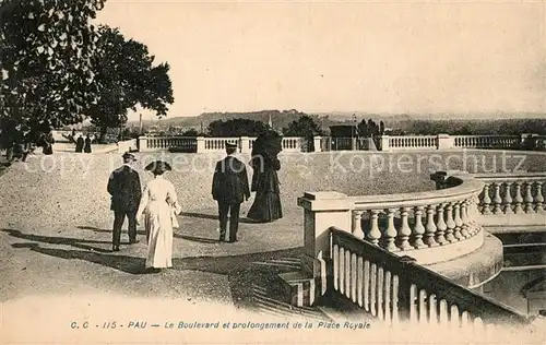 AK / Ansichtskarte Pau Boulevard et prolongement de la Place Royale Pau