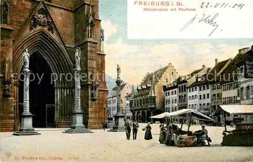 AK / Ansichtskarte Freiburg_Breisgau Muensterplatz mit Kaufhaus Freiburg Breisgau