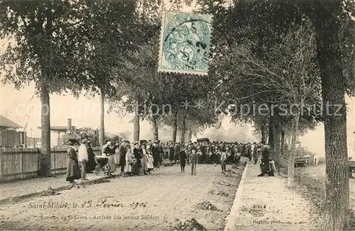 Saint Mihiel Avenue de la Gare Arrive des jeunes Soldats Saint Mihiel