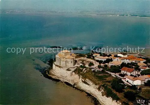 Talmont sur Gironde Eglise romane XIe siecle vue aerienne Talmont sur Gironde