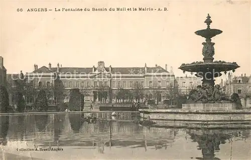 Angers La Fontaine du Bassin du Mail et Mairie Angers