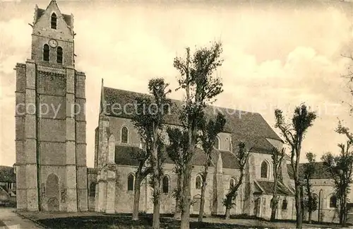 Etampes Eglise Saint Martin et Tour penchee Etampes