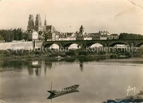 Orleans_Loiret La Loire Pont George V et la Cathedrale Orleans_Loiret