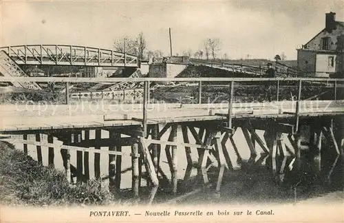 Pontavert Nouvelle Passerelle en bois sur le Canal Pontavert