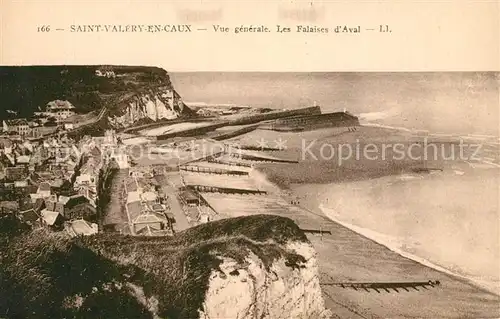 Saint Valery en Caux Vue generale et les Falaises d Aval Saint Valery en Caux