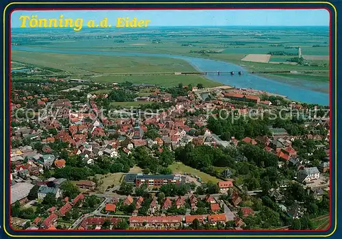 AK / Ansichtskarte Toenning_Nordseebad Fliegeraufnahme Toenning_Nordseebad