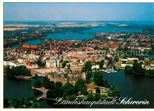 AK / Ansichtskarte Schwerin_Mecklenburg Altstadt mit Paulskirche Pfaffenteich Dom und Schloss Staatstheater Ziegelinnen und Ziegelaussensee Schwerin_Mecklenburg