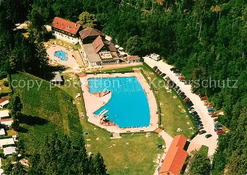 AK / Ansichtskarte Wolfshagen_Harz Hotel im Tannengrund Fliegeraufnahme Wolfshagen Harz