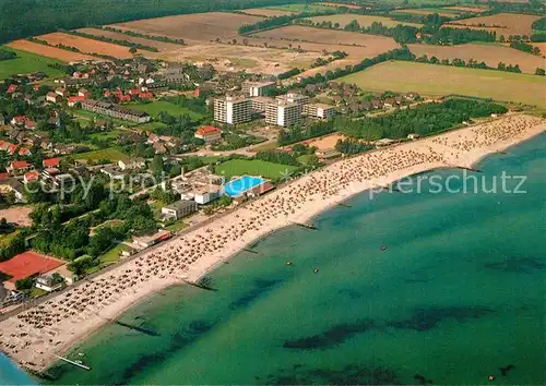 AK / Ansichtskarte Kellenhusen_Ostseebad Fliegeraufnahme mit Strand Kellenhusen_Ostseebad