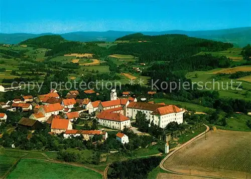 AK / Ansichtskarte Hunderdorf_Niederbayern Fliegeraufnahme Pr?monstratenser Abtei Windberg Hunderdorf Niederbayern