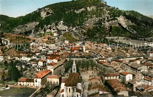 AK / Ansichtskarte Gonfaron en avion au dessus de la ville Eglise Place de la Victoire Gonfaron