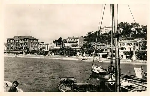 AK / Ansichtskarte Le_Lavandou Port Bateaux Cote d Azur Le_Lavandou