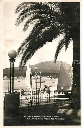 AK / Ansichtskarte Sainte_Maxime_sur_Mer_Var Vue prise de la Place des Palmiers Sainte_Maxime_sur_Mer_Var