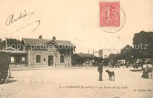 AK / Ansichtskarte Gargan_Livry La Place de la Gare Gargan Livry