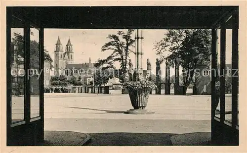 AK / Ansichtskarte Magdeburg Durchblick zum Ehrenhof Magdeburg