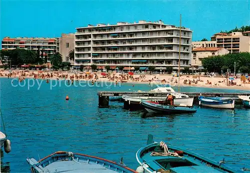 AK / Ansichtskarte Le_Lavandou Plage Le_Lavandou