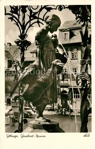 AK / Ansichtskarte Goettingen_Niedersachsen Gaenseliesel Brunnen Goettingen Niedersachsen