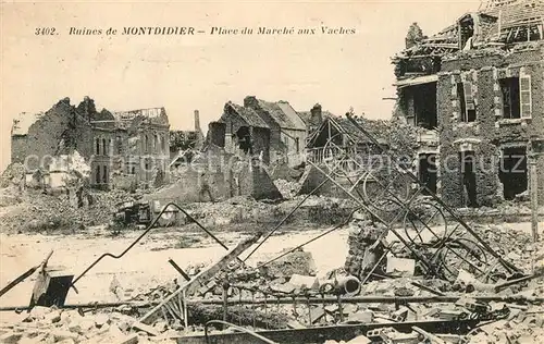 AK / Ansichtskarte Montdidier_Somme Place du Marche aux Vaches Ruines de la Grande Guerre Truemmer 1. Weltkrieg Montdidier Somme