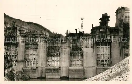 AK / Ansichtskarte Genissiat_l_Ain Barrage et prises d eau vue d Amont Genissiat_l_Ain