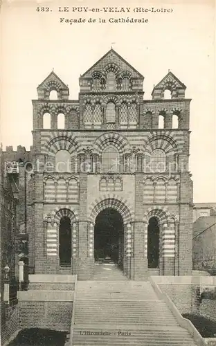 AK / Ansichtskarte Le_Puy en Velay Facade de la Cathedrale Le_Puy en Velay