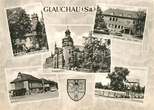 AK / Ansichtskarte Glauchau Schloss Postamt Kinderkrippe Clara Zetkin Bahnhof Freibad Wappen Glauchau